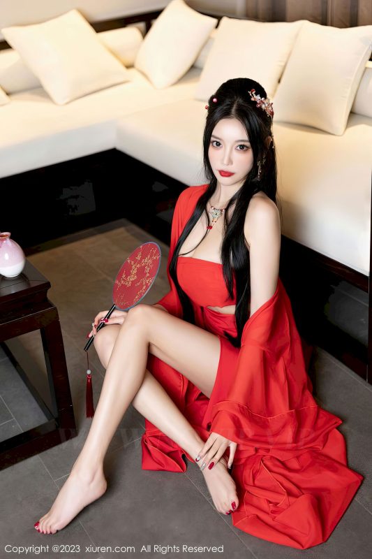 [秀人XiuRen] No.6149 女神杨晨晨Yome - 半透红色丝绸洁白如玉海南岛旅拍-薇薇部落