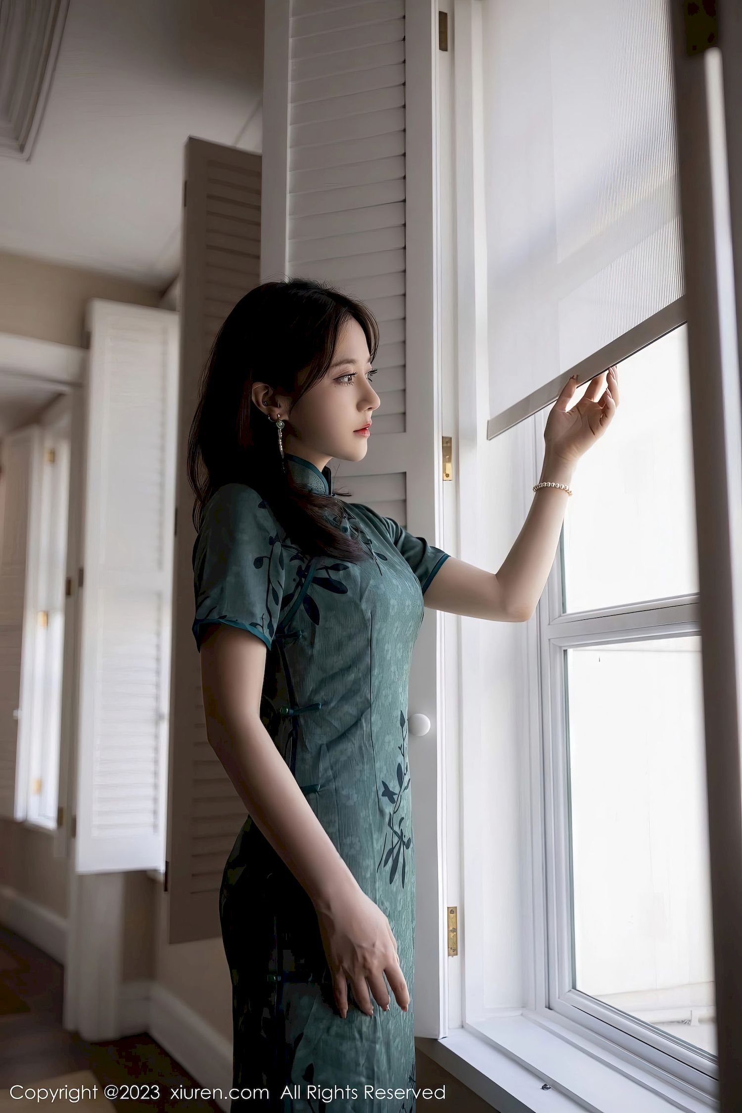 鱼子酱Fish - 旗袍+修长美腿巴厘岛旅拍