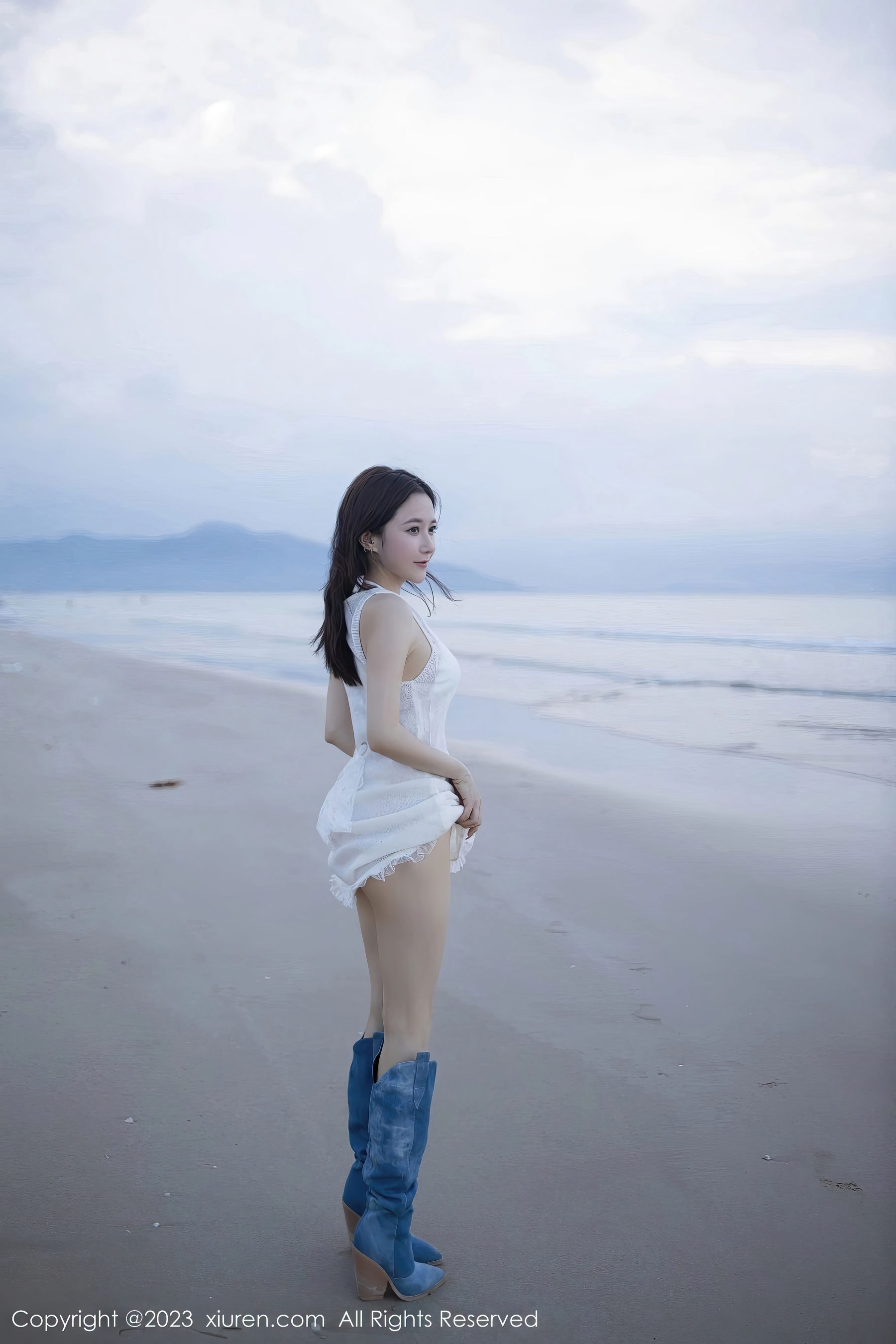 鱼子酱Fish - 比基尼+白裙巴厘岛旅拍