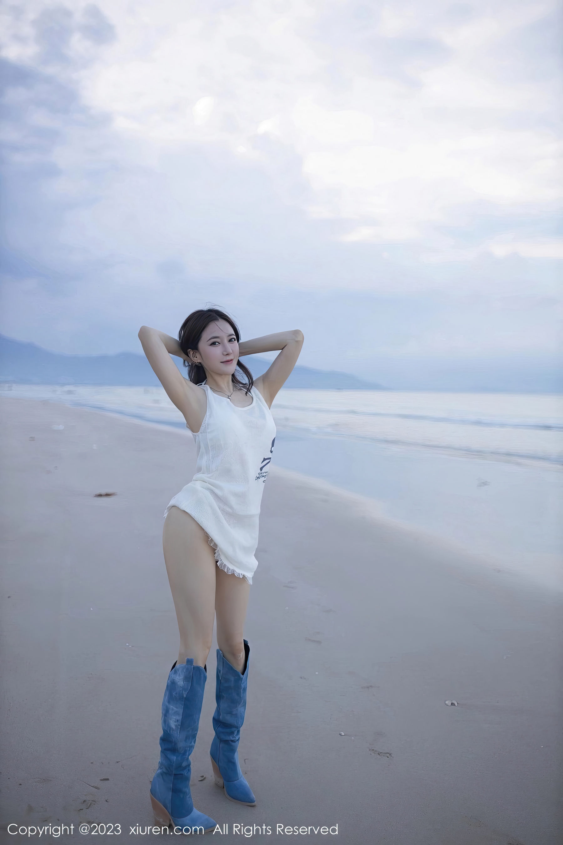 鱼子酱Fish - 比基尼+白裙巴厘岛旅拍