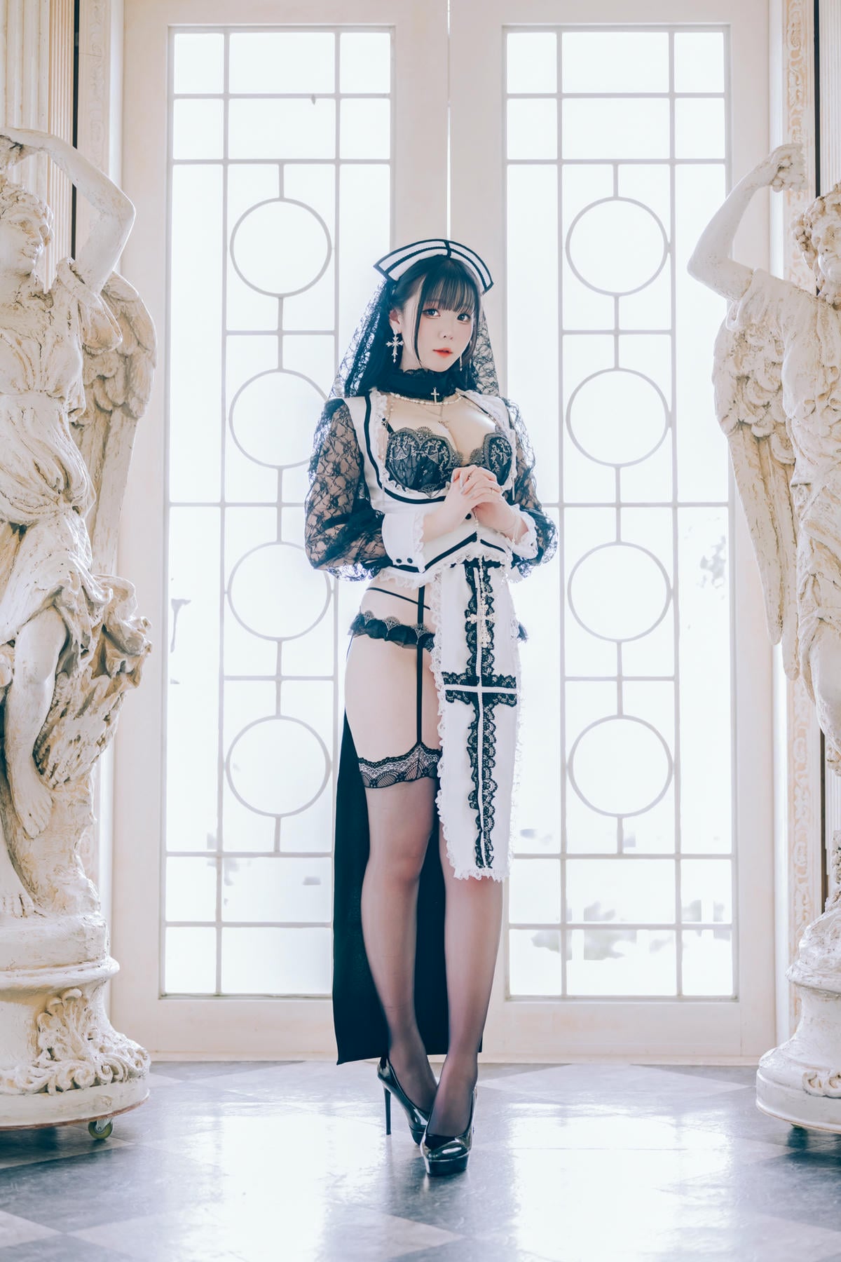 图片[2]-霜月shimo – Holy Church Confession Night【80P】 – COSPLAY-御萝部落