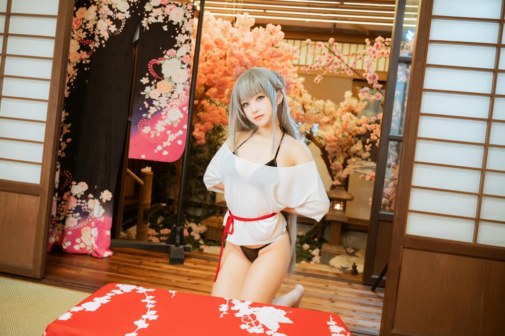 七七娜娜子 – 美因茨【44P】 – COSPLAY-御萝部落