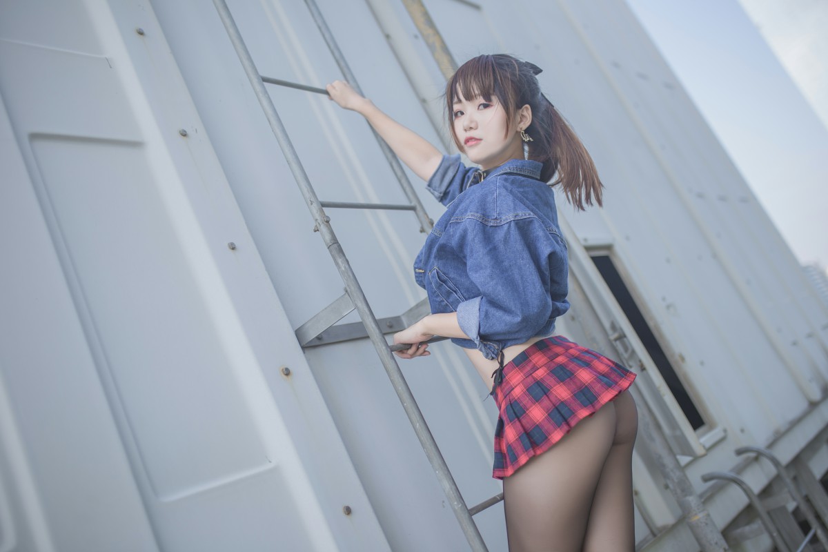 图片[8]-性感人气COSER Yoko宅夏Cos – 红色格子 – COSPLAY-御萝部落