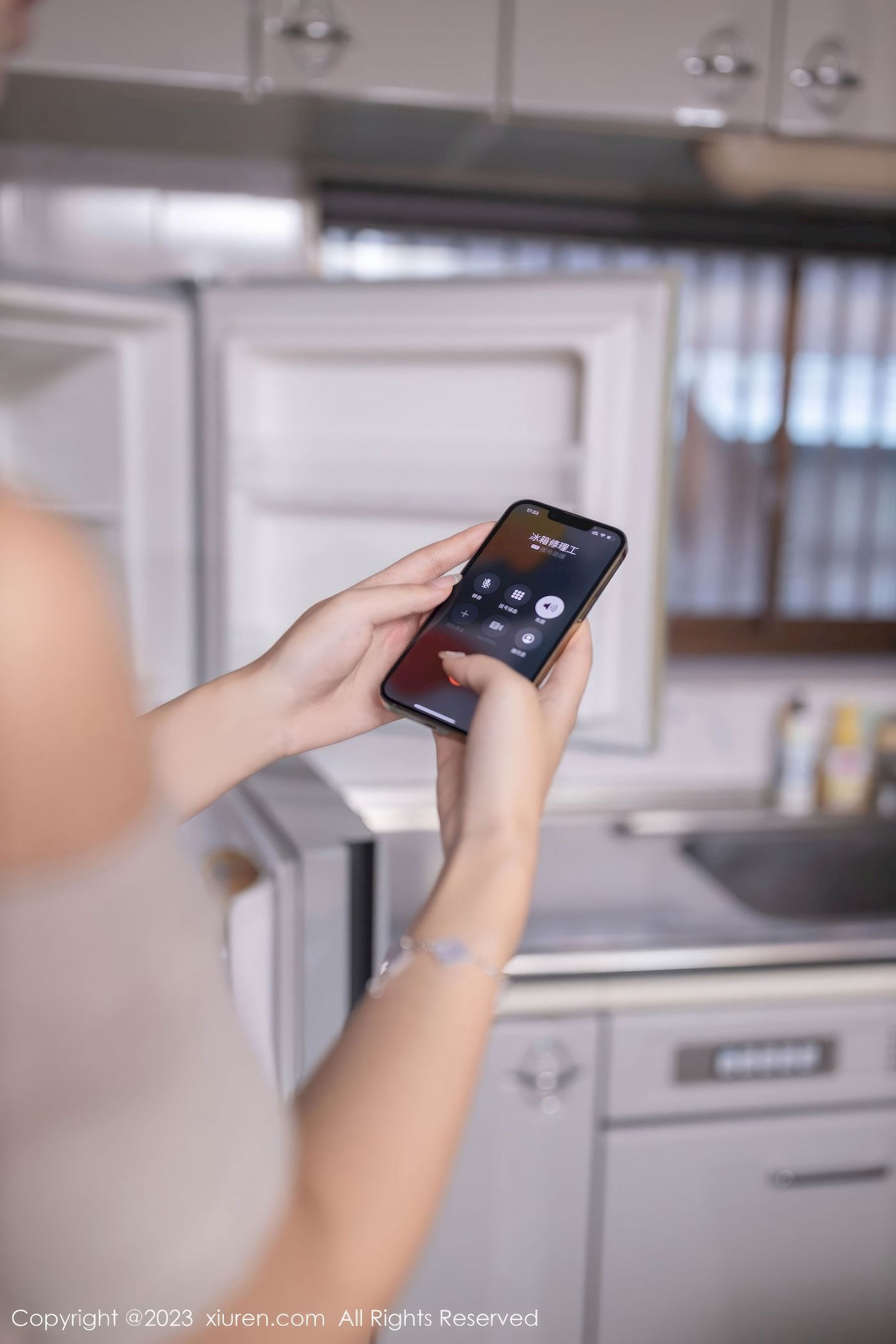 唐安琪 - 浅灰上衣+灰色短裙日本旅拍