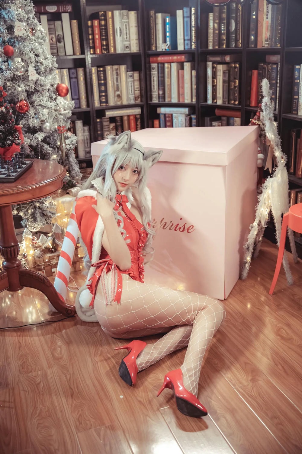 隼隼子 刺青Poi Luisa_零紗 馴鹿與狼【40P】 - COSPLAY-薇薇部落