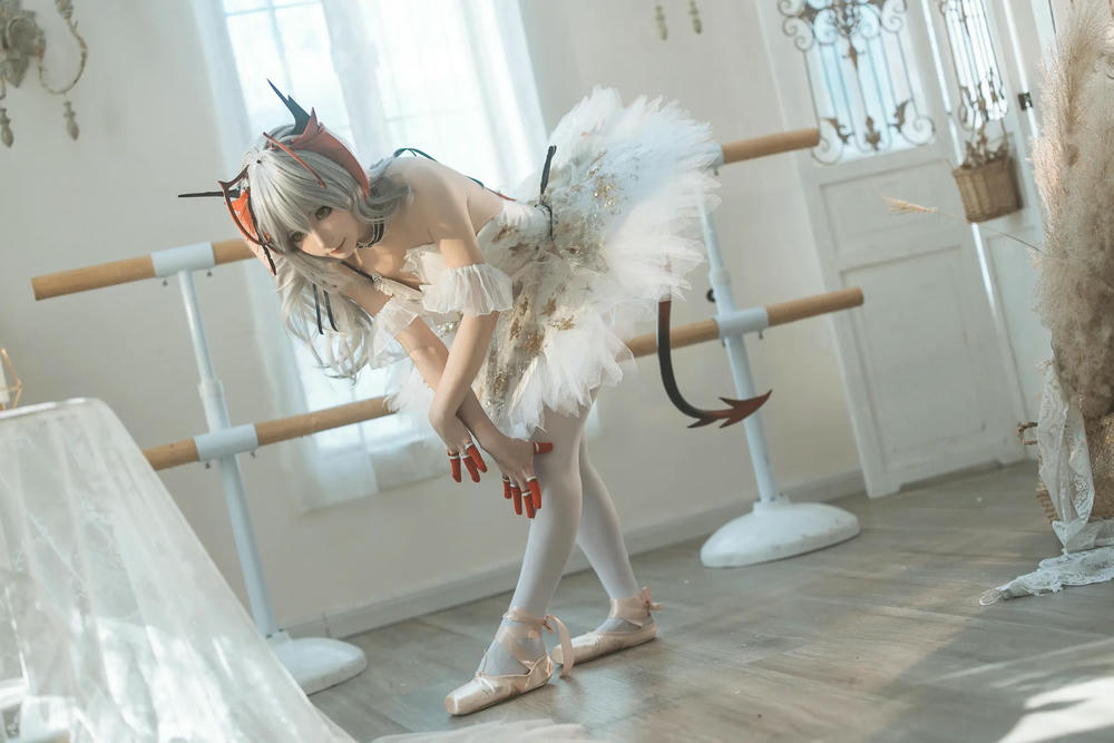 图片[10]-是三不是世w – 明日方舟 W 芭蕾【27P】 – COSPLAY-薇薇部落