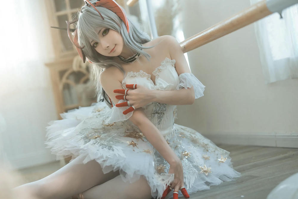 图片[14]-是三不是世w – 明日方舟 W 芭蕾【27P】 – COSPLAY-薇薇部落