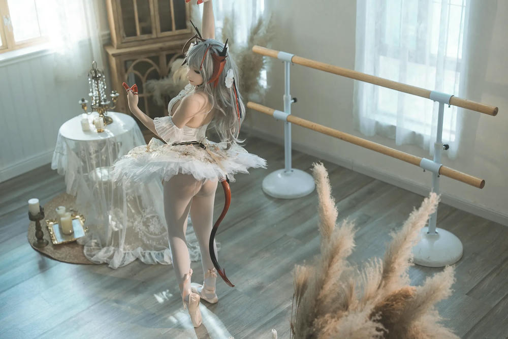 图片[24]-是三不是世w – 明日方舟 W 芭蕾【27P】 – COSPLAY-薇薇部落