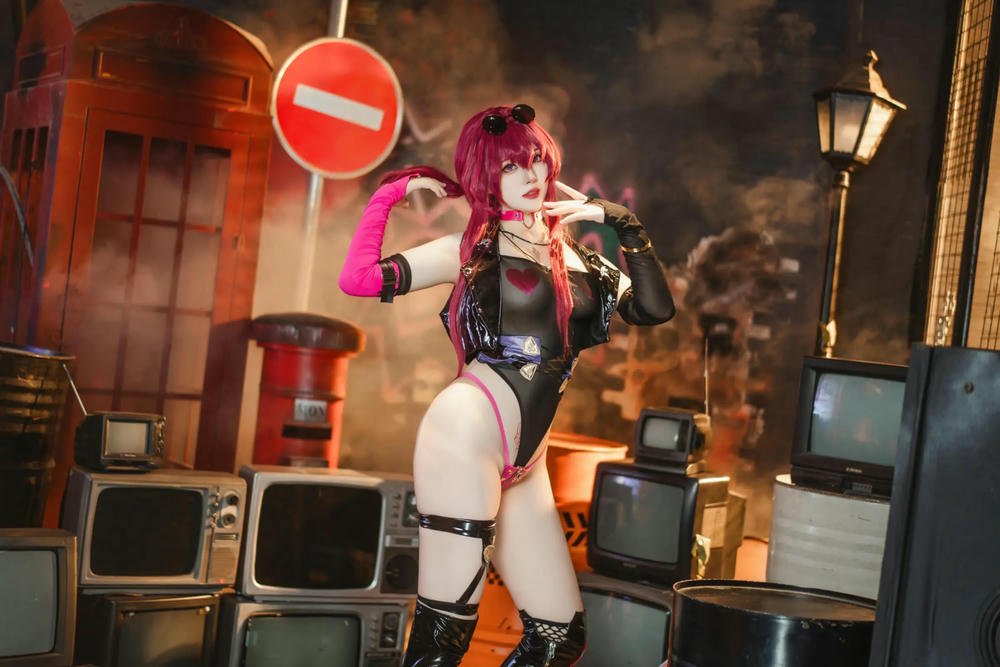 图片[16]-Natsuko夏夏子 崩壞·星穹鐵道 卡芙卡 朋克同人【60P】 – COSPLAY-薇薇部落