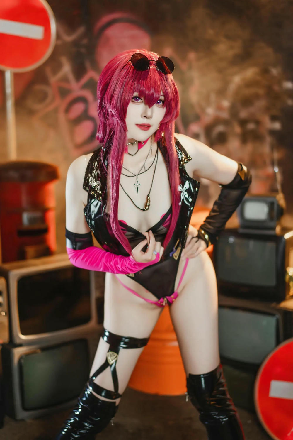 图片[24]-Natsuko夏夏子 崩壞·星穹鐵道 卡芙卡 朋克同人【60P】 – COSPLAY-薇薇部落