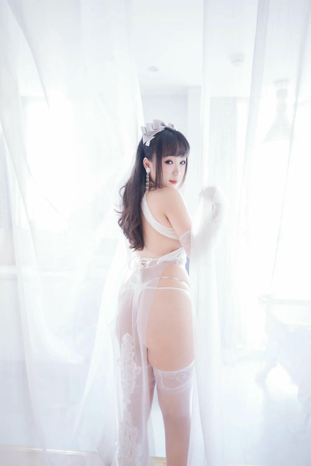 图片[42]-胡桃貓Kurumineko – 白靡煙旗袍 【106P】 – COSPLAY-薇薇部落